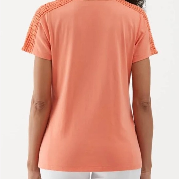 NWT- Ella Rafaella Women's
Dot Trim Short Sleeve Top - Picture 2 of 10